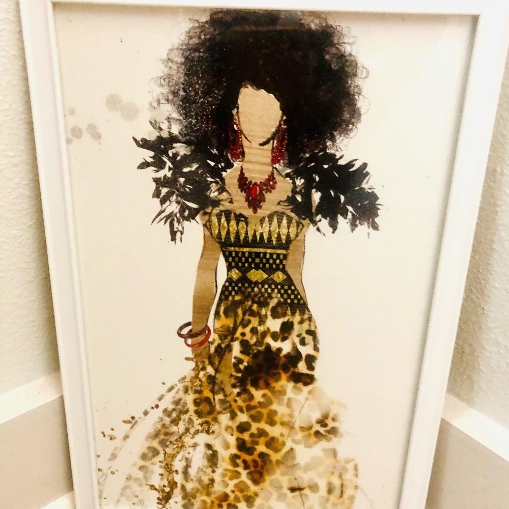 NEW WALL DECOR